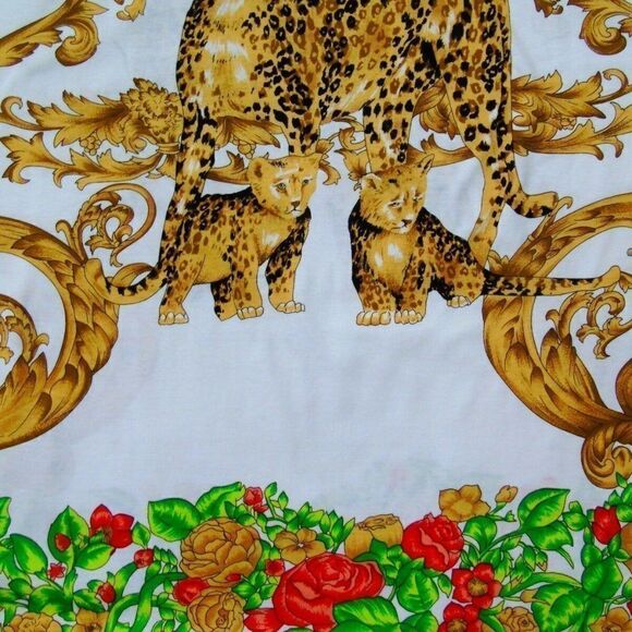 Cheetah w Cubs Top - Picture 4 of 8